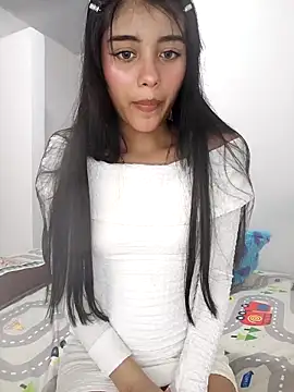 Isa Dolly online show from 10-30-25, 09:55