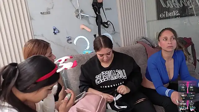 miaa as  online show from 11-28-25, 02:50