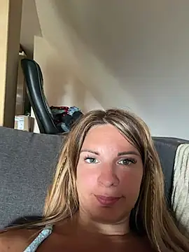 kinkysarahx online show from 07-21-26, 08:37