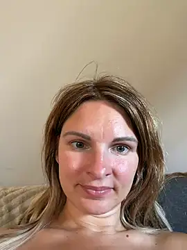 Snapshot of kinkysarahx chatting on 06-19-26, 12:55 kinkysarahx online show from 06-19-26, 12:55