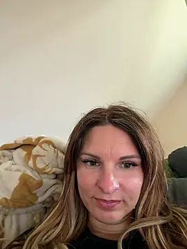 Snapshot of kinkysarahx chatting on 05-21-26, 01:30 kinkysarahx online show from 05-21-26, 01:30