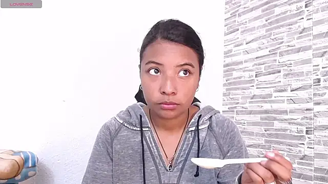 Zoe Rider online show from 11-27-25, 12:27