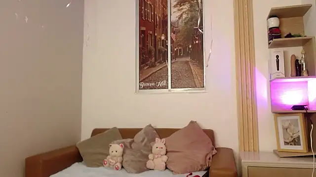 Snapshot of miel_alisha chatting on 06-11-26, 12:24 miel alisha online show from 06-11-26, 12:24