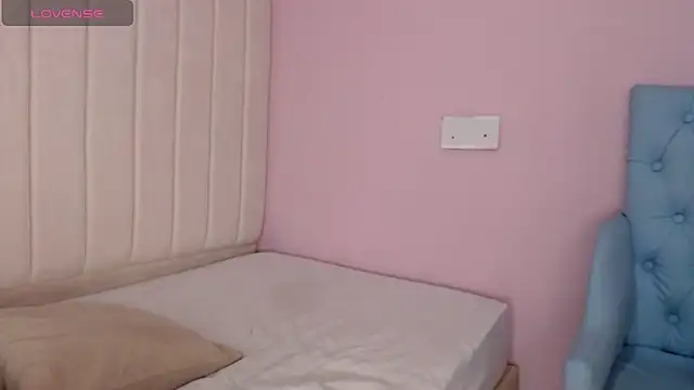 miel alisha online show from 11-30-25, 01:12