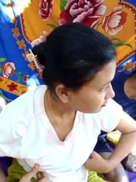 Snapshot of sexylive1100 chatting on 11-18-25, 03:43 sexylive1100 online show from 11-18-25, 03:43