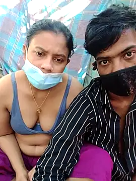 Snapshot of sexylive1100 chatting on 11-17-25, 03:21 sexylive1100 online show from 11-17-25, 03:21