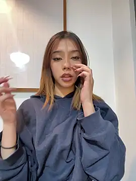 MiaaCute- online show from 05-05-26, 08:56