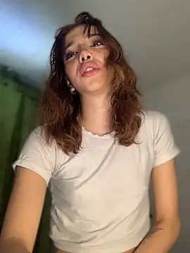 Snapshot of MiaaCute- chatting on 01-18-26, 12:47 MiaaCute- online show from 01-18-26, 12:47