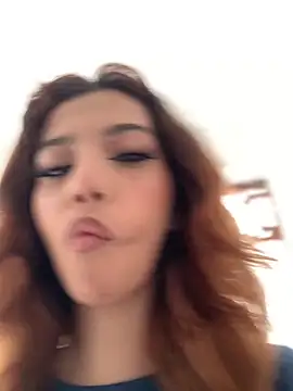 Snapshot of MiaaCute- chatting on 02-20-26, 09:17 MiaaCute- online show from 02-20-26, 09:17