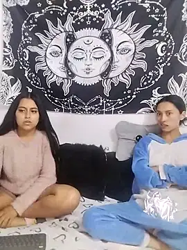 emily n abby online show from 04-13-26, 01:26