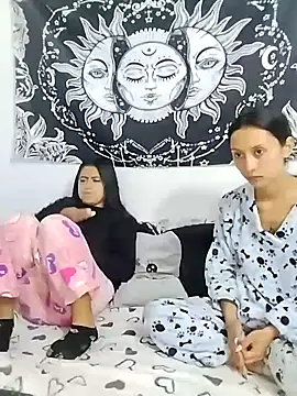 emily n abby online show from 04-17-26, 03:15