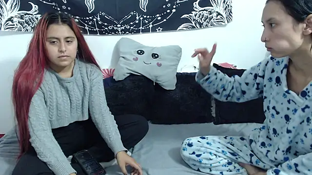 emily n abby online show from 03-03-26, 01:18