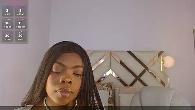 Maiacharris  online show from 06-19-26, 12:00
