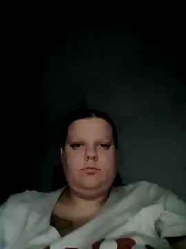 Snapshot of curvygirrlll chatting on 11-13-25, 11:08 curvygirrlll online show from 11-13-25, 11:08