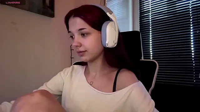 Snapshot of HanaMantanaDell chatting on 04-18-26, 03:14 HanaMantanaDell online show from 04-18-26, 03:14