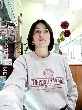 Luna 7777 online show from 10-21-25, 12:26