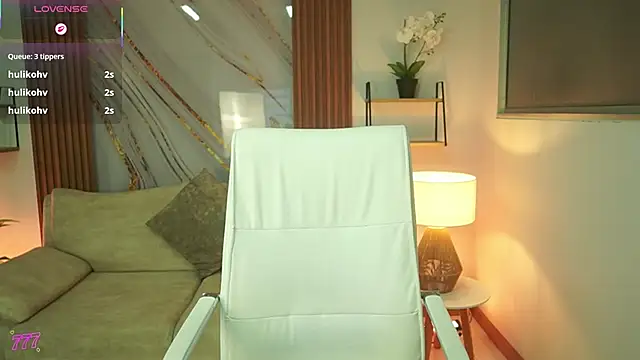 EmilyTurneer online show from 02-11-26, 11:43