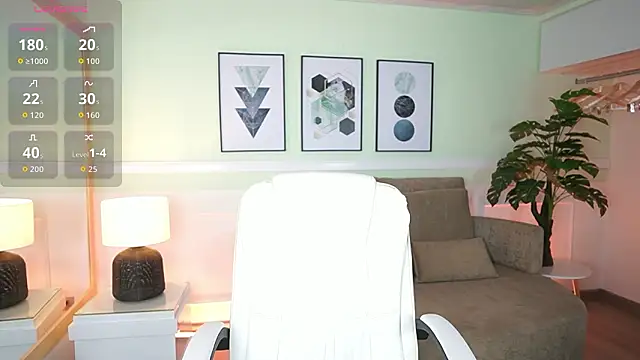 EmilyTurneer online show from 02-02-26, 07:13