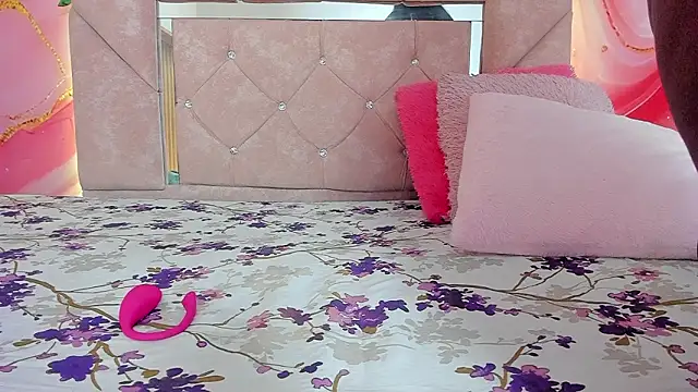 mia  blaze   online show from 02-05-26, 03:02