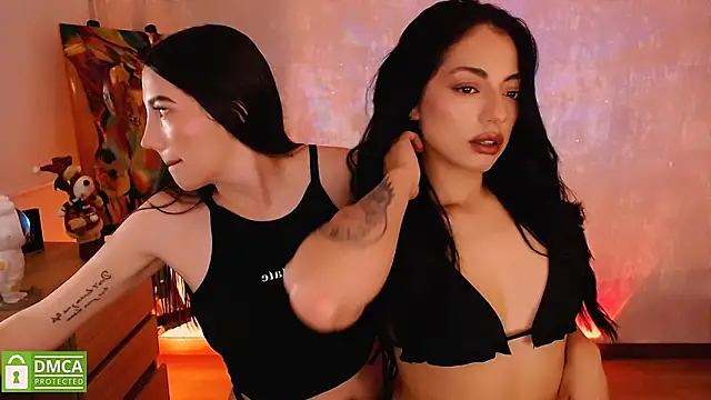 Snapshot of natval6 chatting on 11-22-25, 10:36 natval6 online show from 11-22-25, 10:36