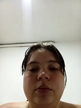 Snapshot of _Rachel_18 chatting on 10-19-25, 05:54  Rachel 18 online show from 10-19-25, 05:54