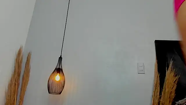 Amelia Brixton online show from 12-05-25, 05:39