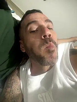 maduritorico44 online show from 10-16-25, 11:24