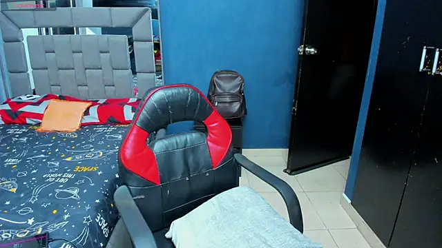 baby david 03 online show from 11-19-25, 02:33