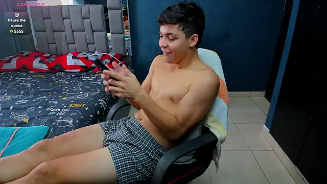 baby david 03 online show from 11-20-25, 07:58