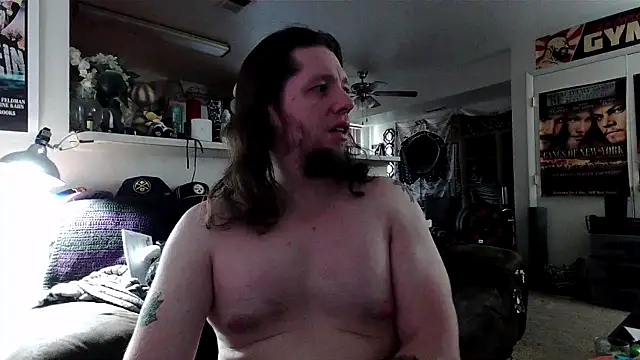 biggerisbetter12 online show from 11-02-25, 03:50