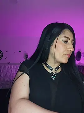 Snapshot of dark_velvet chatting on 10-31-25, 03:03 dark velvet online show from 10-31-25, 03:03