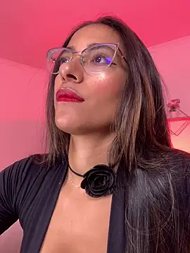 Snapshot of elegant__rouse chatting on 05-08-26, 10:46 elegant rouse online show from 05-08-26, 10:46