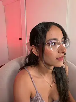 Snapshot of elegant__rouse chatting on 07-18-26, 10:07 elegant rouse online show from 07-18-26, 10:07