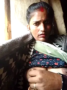 Pooja shre online show from 11-18-25, 03:21