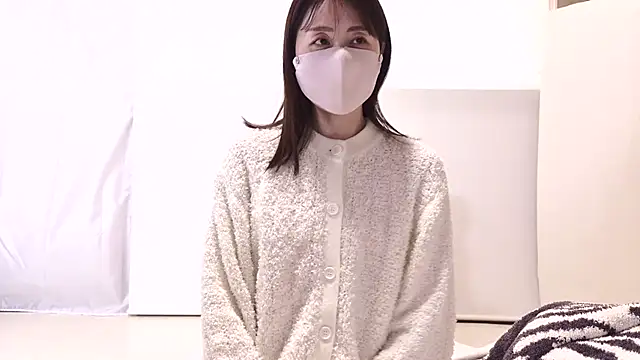 Snapshot of mayuko_japanese chatting on 03-04-26, 03:58 mayuko japanese online show from 03-04-26, 03:58