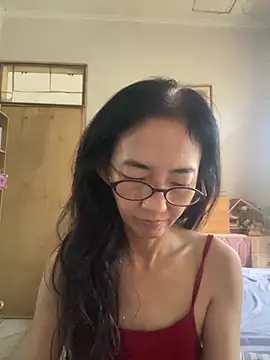 princessD077 online show from 10-19-25, 01:52