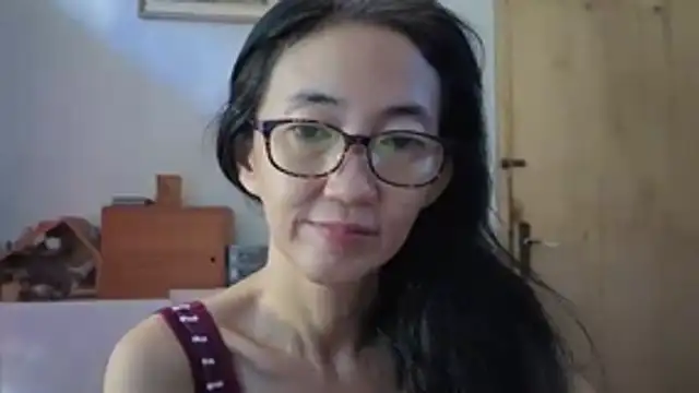 Snapshot of princessD077 chatting on 06-11-26, 07:49 princessD077 online show from 06-11-26, 07:49