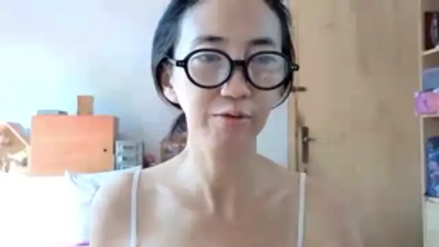Snapshot of princessD077 chatting on 05-17-26, 02:11 princessD077 online show from 05-17-26, 02:11