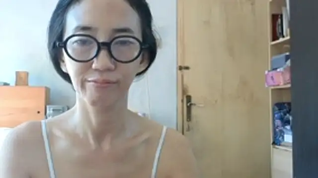 Snapshot of princessD077 chatting on 05-21-26, 02:09 princessD077 online show from 05-21-26, 02:09