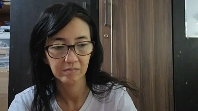 princessD077 online show from 07-10-26, 04:40