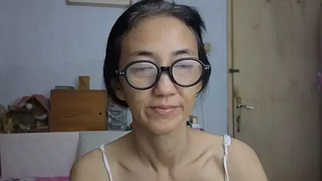 Snapshot of princessD077 chatting on 05-01-26, 05:07 princessD077 online show from 05-01-26, 05:07