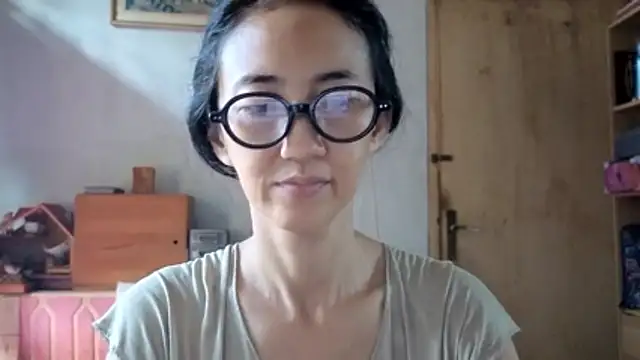Snapshot of princessD077 chatting on 05-02-26, 11:32 princessD077 online show from 05-02-26, 11:32