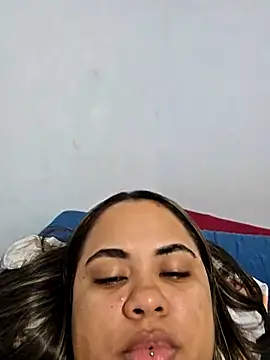 Snapshot of bruninhasilv4 chatting on 10-24-25, 05:12 bruninhasilv4 online show from 10-24-25, 05:12