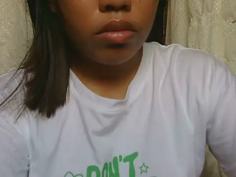 Snapshot of ChubbyButty chatting on 06-11-26, 02:53 ChubbyButty online show from 06-11-26, 02:53
