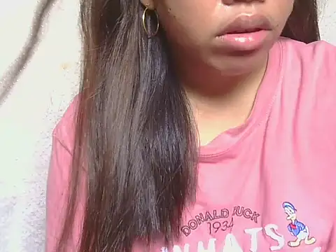 Snapshot of ChubbyButty chatting on 05-19-26, 01:32 ChubbyButty online show from 05-19-26, 01:32