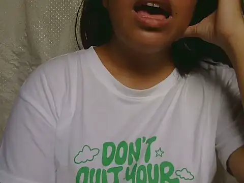 Snapshot of ChubbyButty chatting on 06-11-26, 01:49 ChubbyButty online show from 06-11-26, 01:49