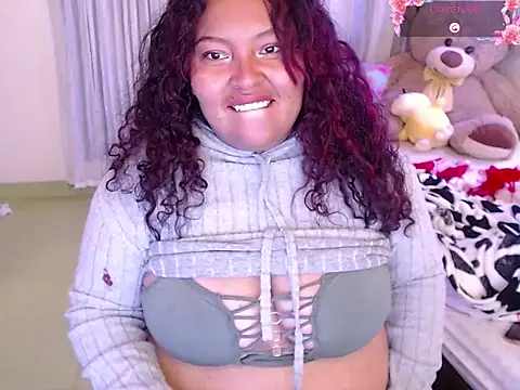 yvonne jlove online show from 12-16-25, 09:46