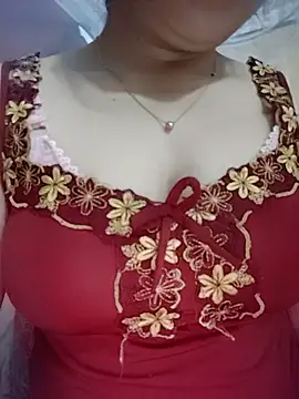 Snapshot of Sinhlinh2020 chatting on 05-25-26, 02:49 Sinhlinh2020 online show from 05-25-26, 02:49
