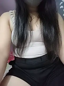 Snapshot of Sinhlinh2020 chatting on 06-05-26, 02:05 Sinhlinh2020 online show from 06-05-26, 02:05