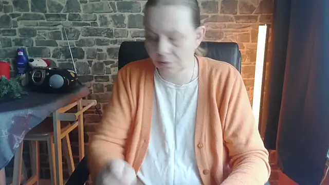 Diamond Bite online show from 11-29-25, 08:47